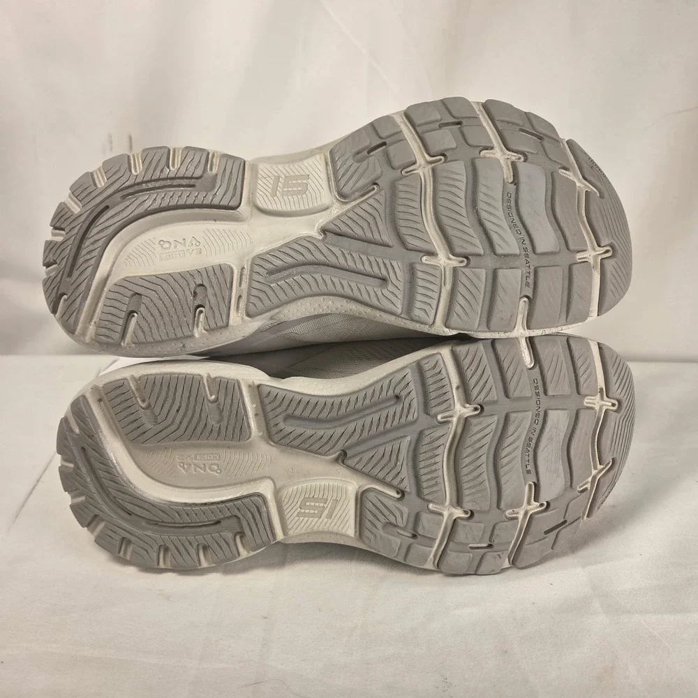 Brooks Ghost 15 Shoes Womens Size 8.5 B  Grey Sneakers Running Breathable